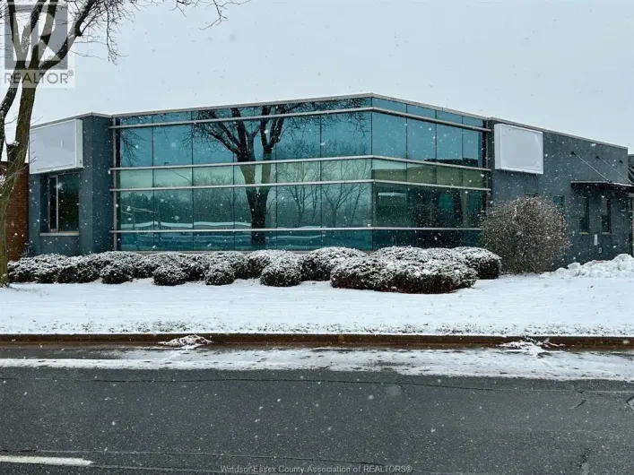 2575 OUELLETTE AVENUE Unit# 200, Windsor