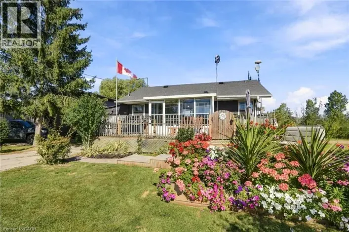 2579 LAKESHORE Road, Dunnville
