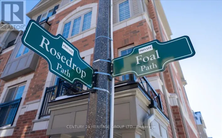 258 - 32 FOAL PATH S, Oshawa