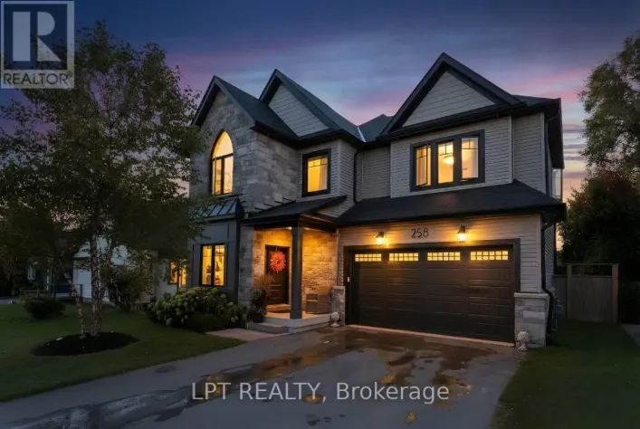 258 ANDREW STREET, Newmarket