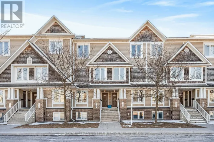 258 CHAPMAN MILLS DRIVE, Ottawa