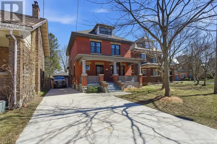 258 RIDOUT STREET S, London South