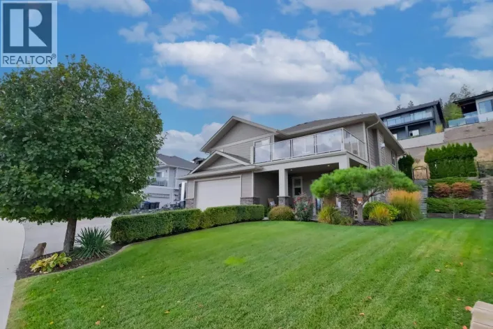 2582 Paramount Drive, West Kelowna