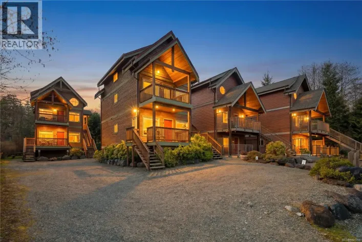 258&266 Boardwalk Blvd, Ucluelet