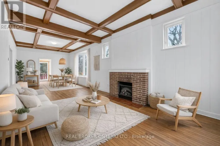 2585 LAKESHORE BOULEVARD W, Toronto