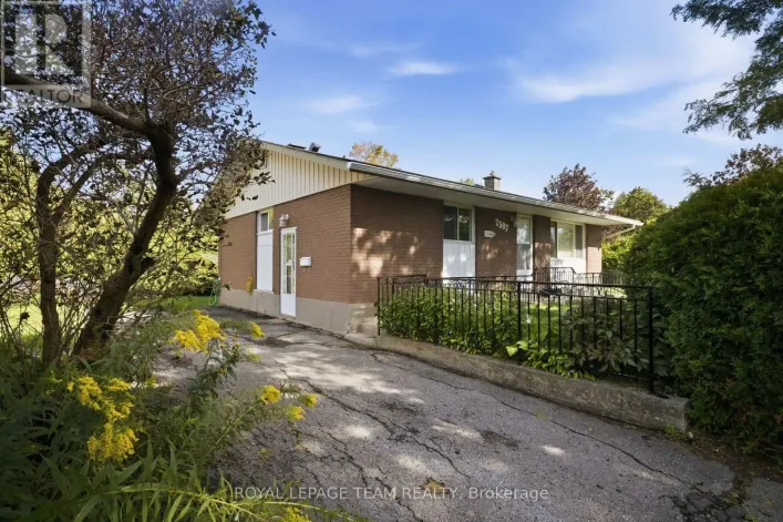2587 ROMAN AVENUE, Ottawa
