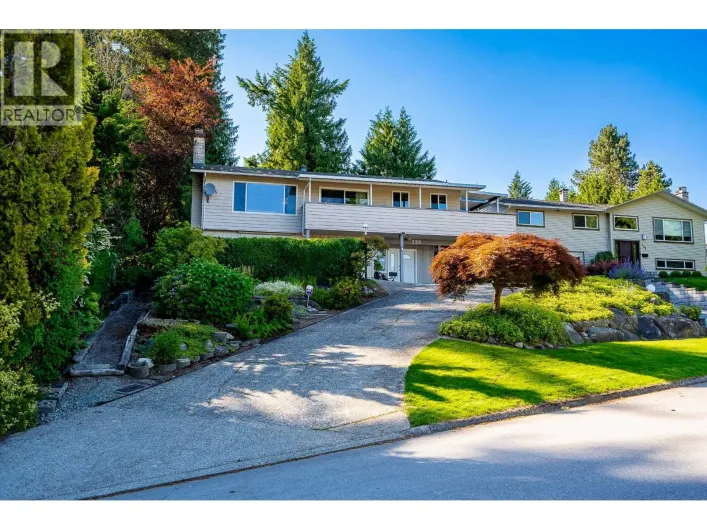 259 COLLEGE PARK WAY, Port Moody