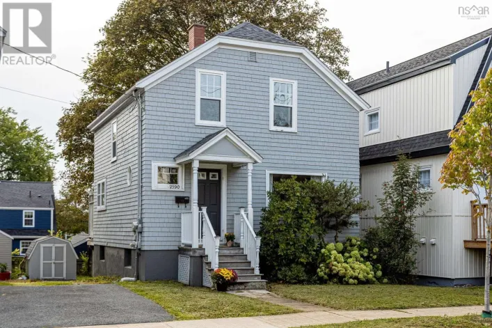 2590 Poplar Street, Halifax