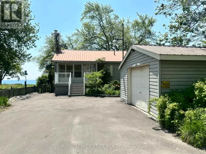 House for sale: 2592 LAKESHORE ROAD, Haldimand