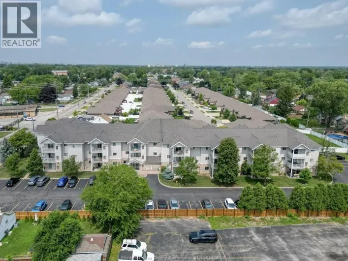 2592 Pillette Unit# 206, Windsor