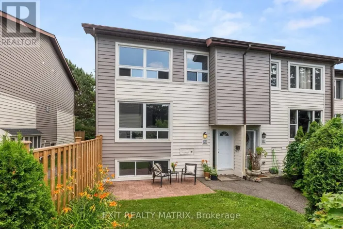 25H BANNER ROAD, Ottawa