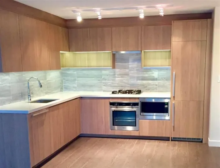 25XX 13696 100 AVE, Surrey
