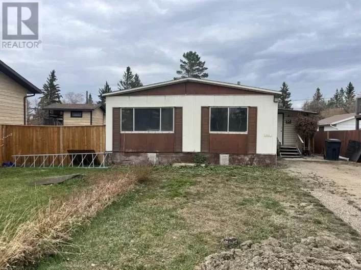 26 1 Avenue E, Marshall