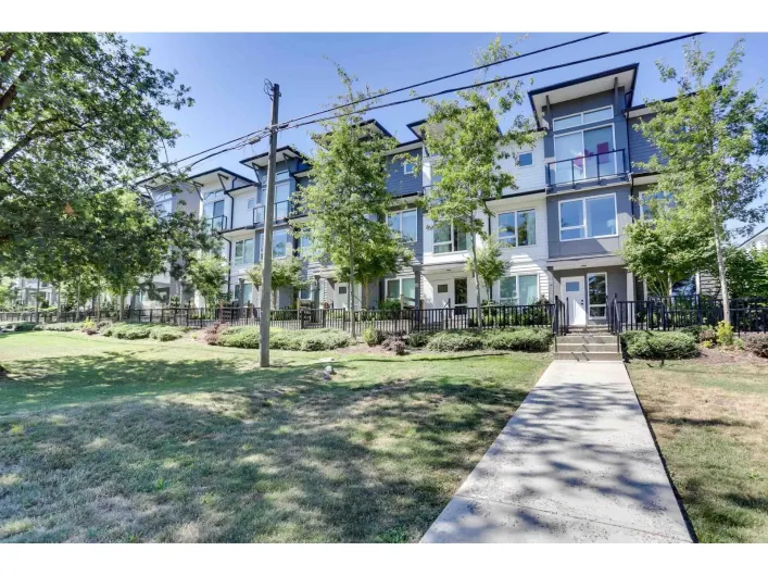 Row / Townhouse for sale: 26 15030 28 AVENUE, Surrey
