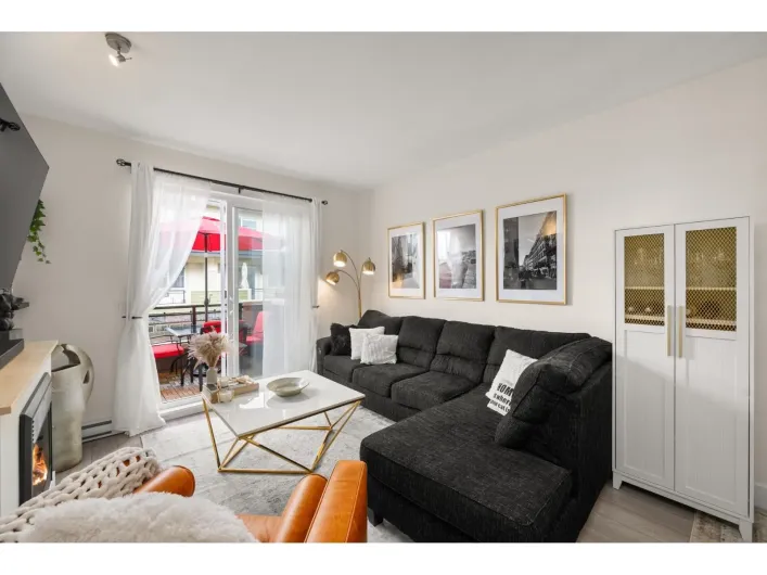 26 19477 72A AVENUE, Surrey