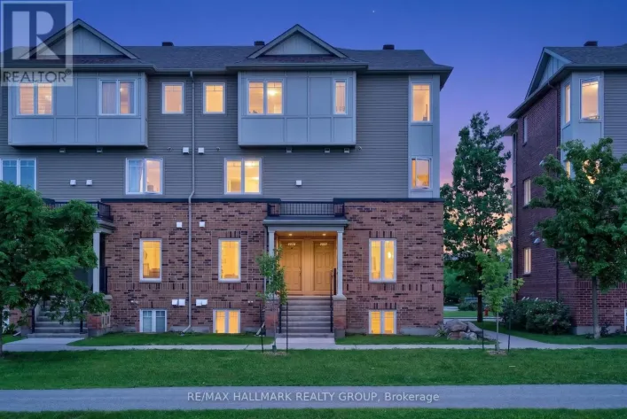 26 - 2591 LONGFIELDS DRIVE, Ottawa