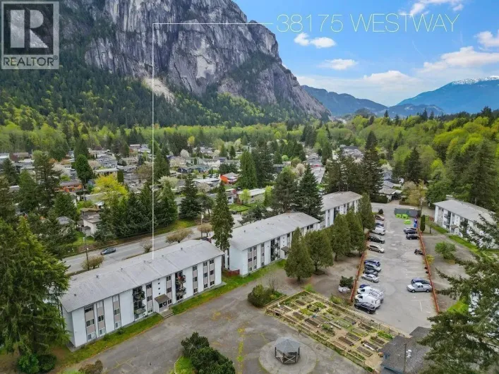 26 38175 WESTWAY AVENUE, Squamish
