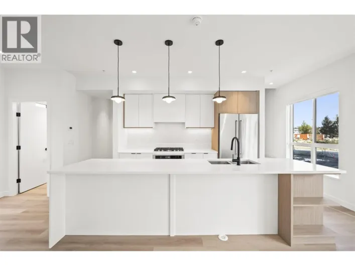 26 388 DUNCAN STREET, New Westminster