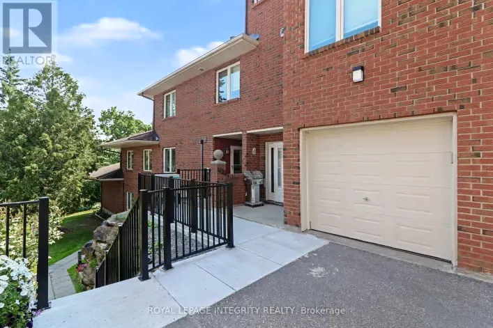 26 - 403 STRATAS CIRCUIT, Ottawa