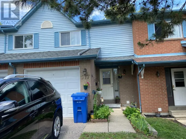 26 - 517 JACK GILES CIRCLE, Newmarket