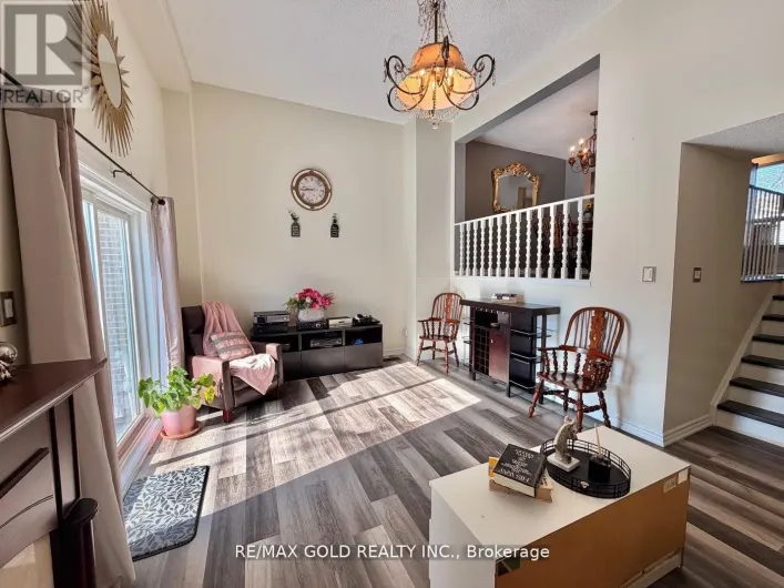 26 - 7707 DARCEL AVENUE, Mississauga