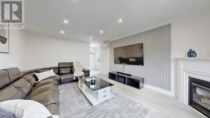 26 - 909 KING STREET W, Oshawa