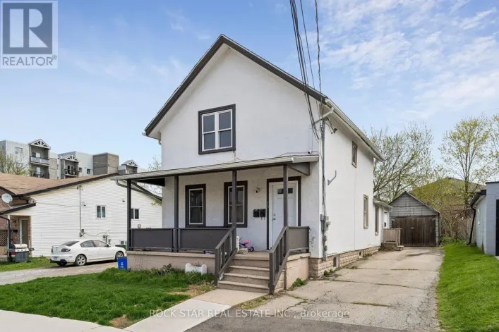 26 ALBINA STREET, Welland