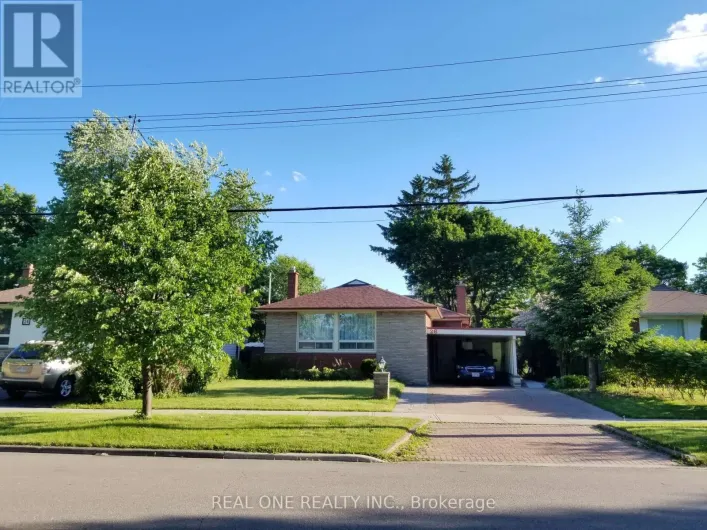 26 APPLEFIELD DRIVE, Toronto