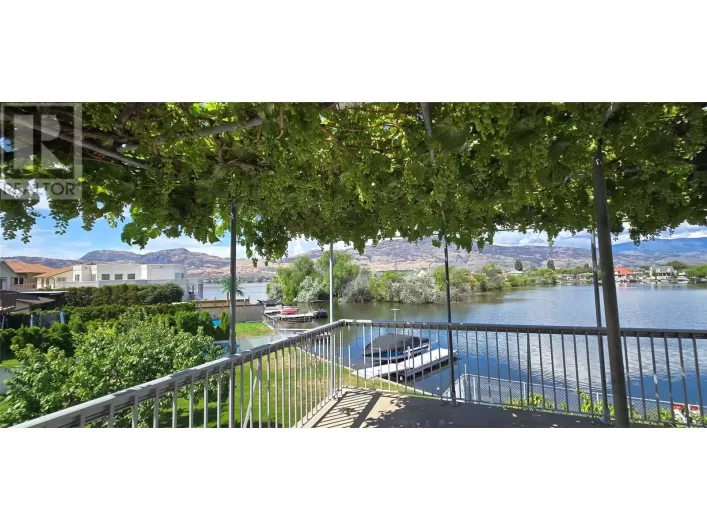 26 Bayview Crescent, Osoyoos