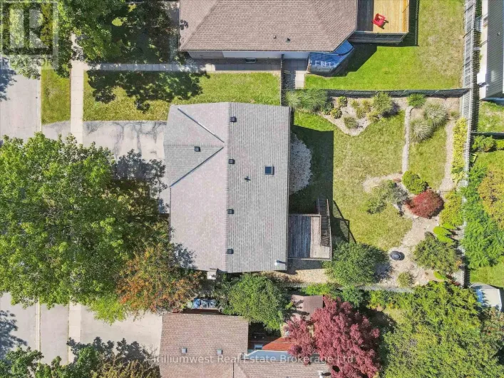 26 BRAZOLOT DRIVE, Guelph