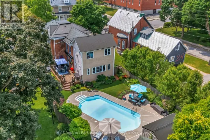 26 CENTRE STREET, Prince Edward County