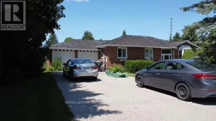 26 DAVIS DRIVE, Caledon