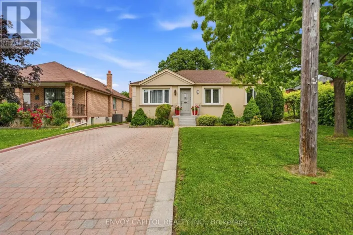 26 DEEVALE ROAD, Toronto