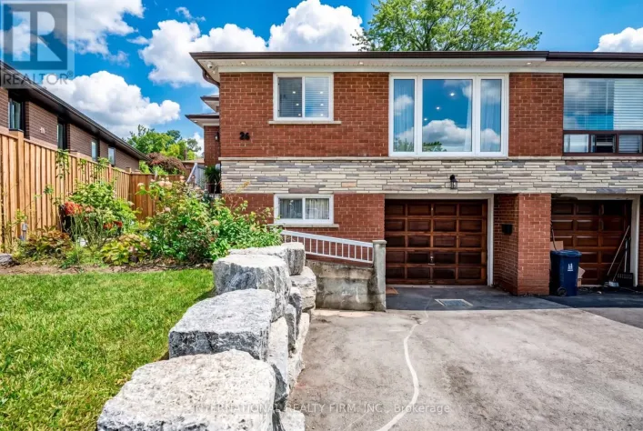 26 DELLBROOK CRESCENT, Toronto