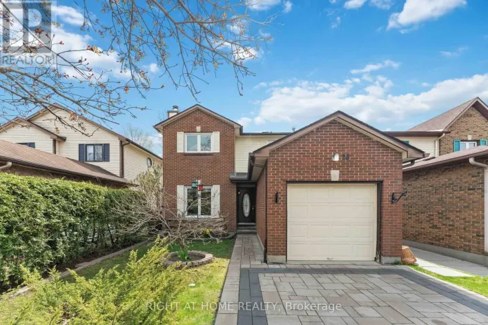 26 DENHAM WAY, Ottawa