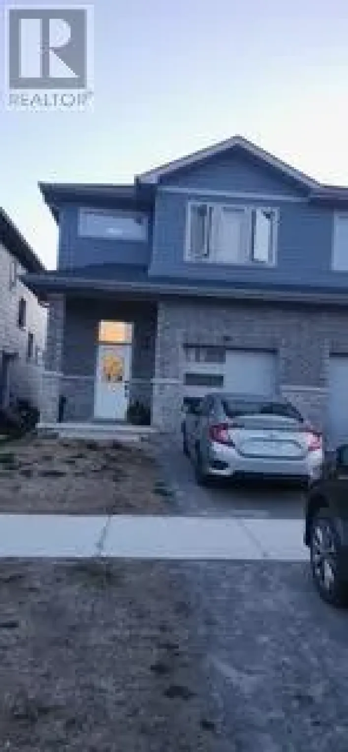 26 DUSENBURY DRIVE, Loyalist