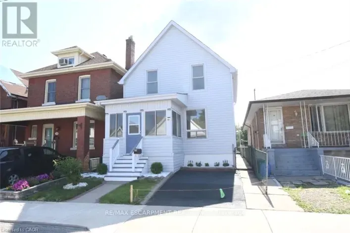 26 FAIRVIEW AVENUE, Hamilton