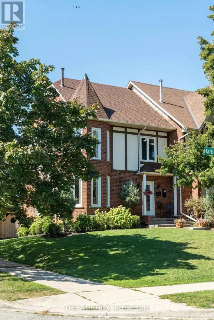 26 HARBOUR DRIVE, Hamilton