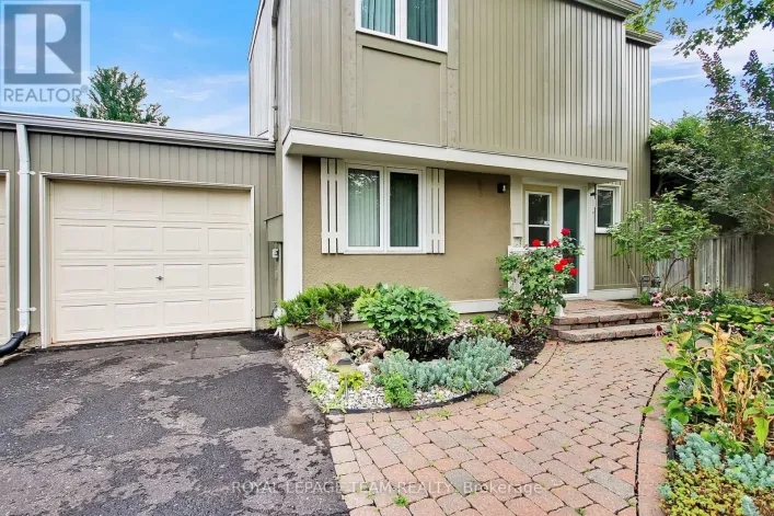 26 JACKSON COURT, Ottawa