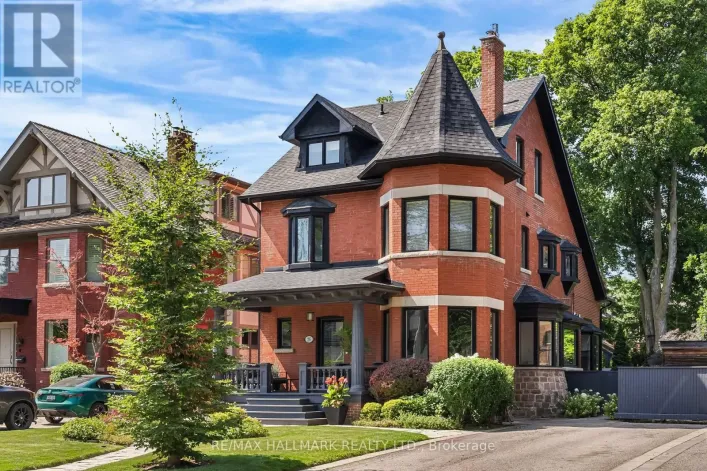26 LYTTON BOULEVARD, Toronto