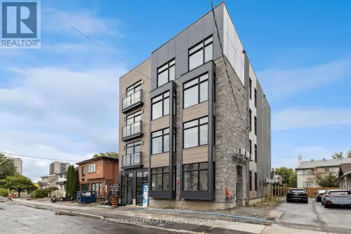 26 MCARTHUR AVENUE, Ottawa