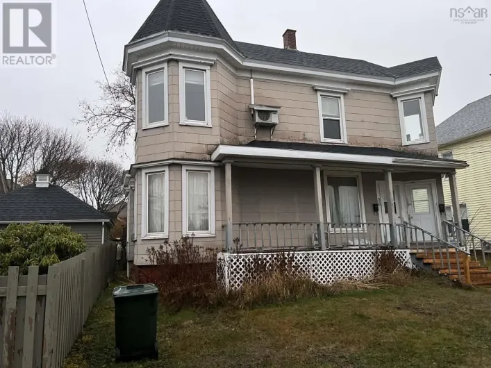 26 Melrose Street, Amherst