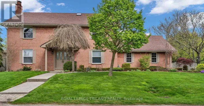26 NORTHCREST DRIVE, London North