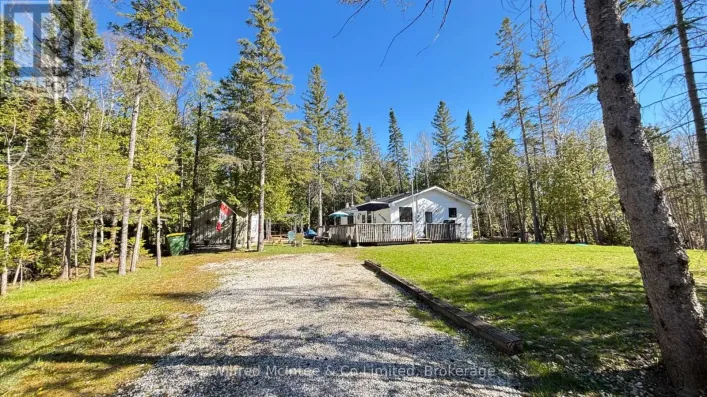 26 THOMPSON AVENUE, Native Leased Lands