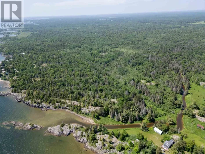 26 Walker LN, Huron Shores