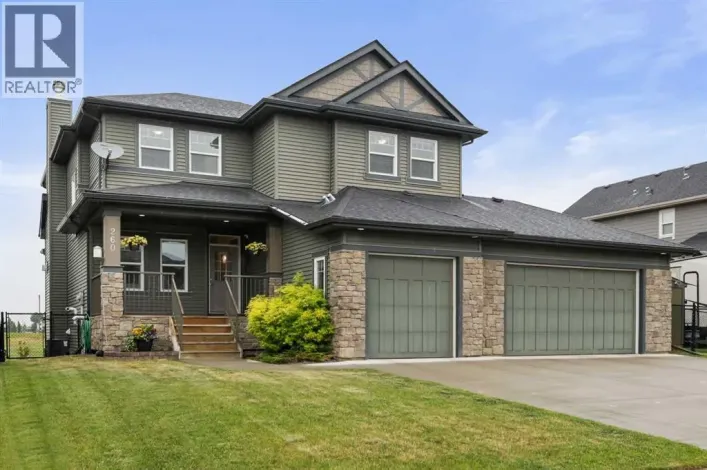 260 Boulder Creek Crescent SE, Langdon