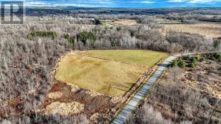 260 BRIAR HILL ROAD, Leeds and the Thousand Islands