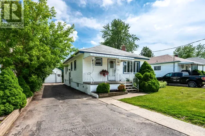 260 ELMWOOD STREET, Kingston