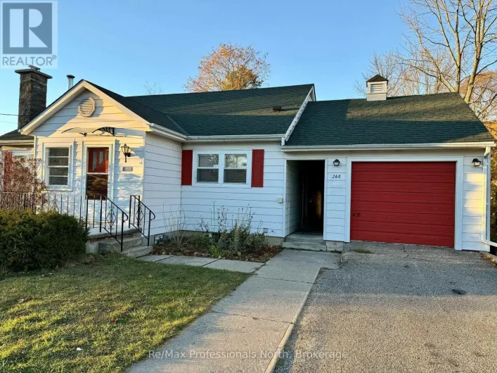 260 ISAAC STREET, Gravenhurst)