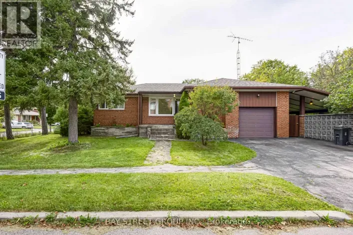 260 MOORE PARK AVENUE, Toronto